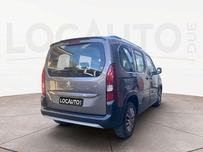 Usata Peugeot Rifter Active 102 CV (75 kW) 2021 Grigio Monovolume