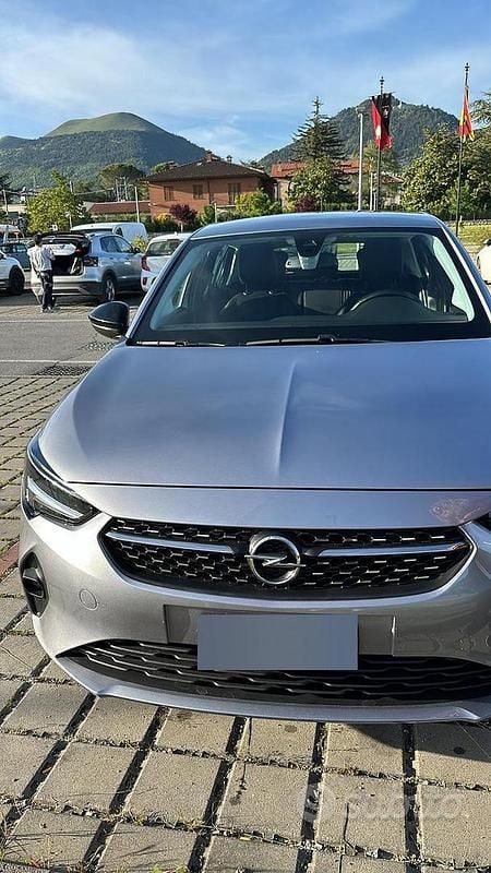 Usata Opel Corsa Elegance 102 CV (75 kW) 2020 Grigio Utilitaria