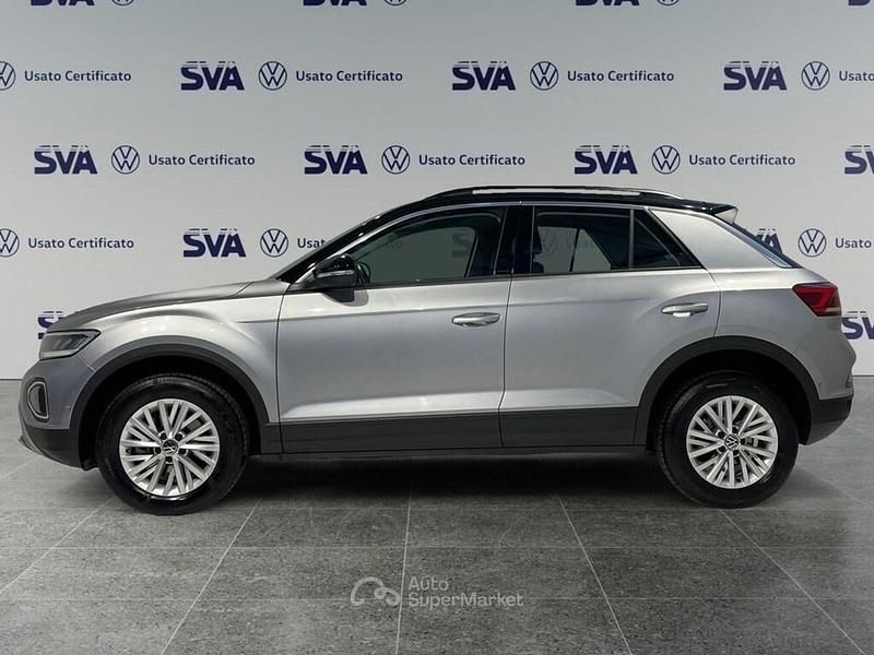 Usata VW T-Roc Life 150 CV (110 kW) 2024 Pyrit silver / tetto nero SUV