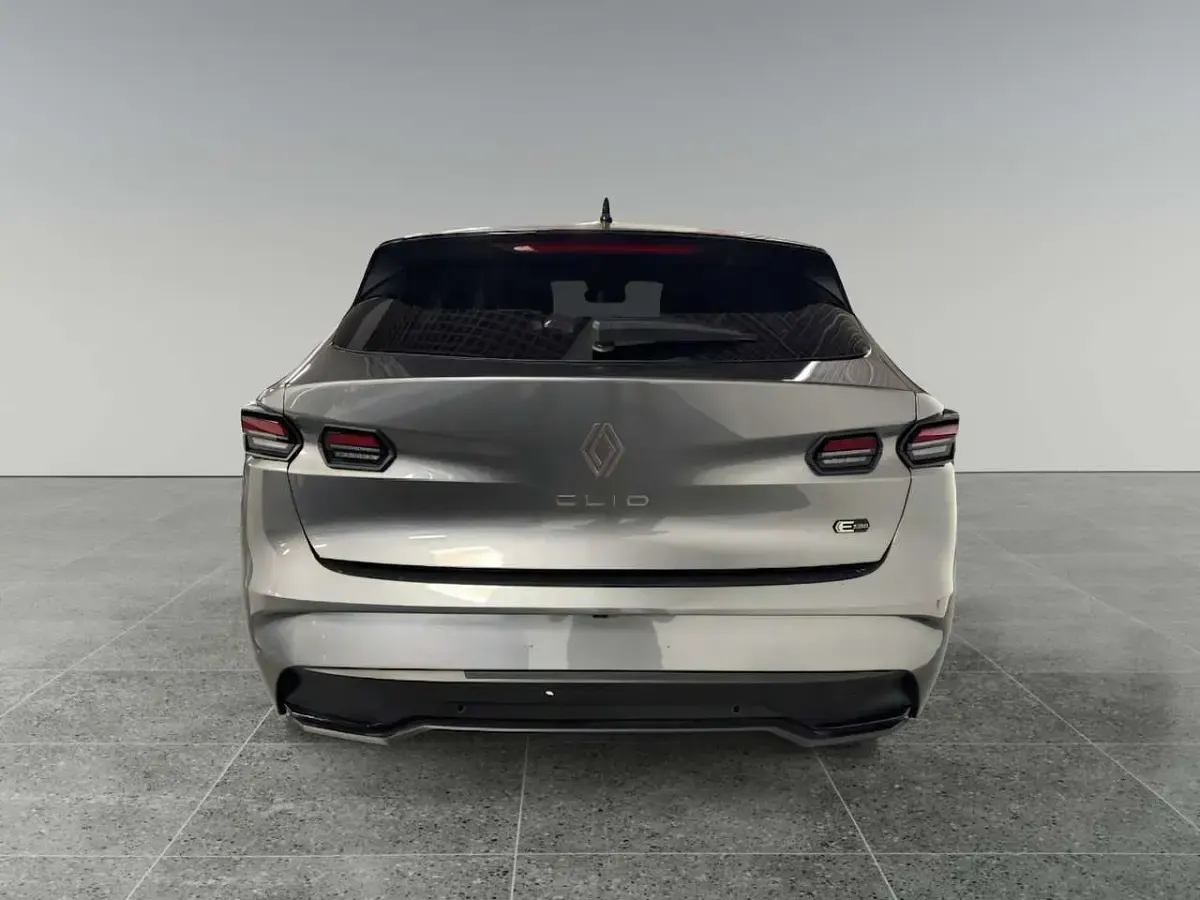 Nuova Renault Clio V Techno 160 CV (117 kW) 2026 Grigio Berlina