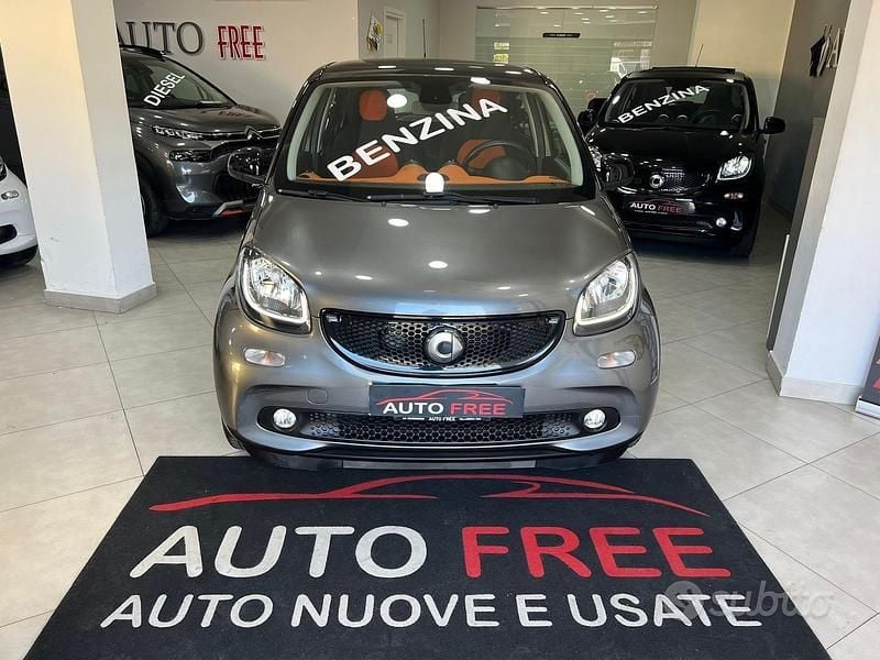 Usata Smart ForFour Edition #1 70 CV (51 kW) 2015 Grigio Utilitaria