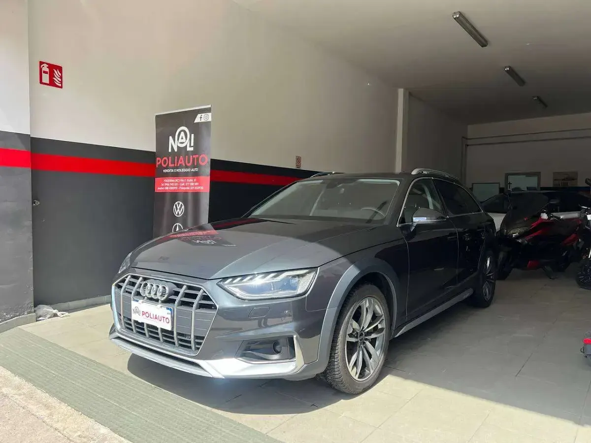 Usata Audi A4 Allroad Ambiente 204 CV (150 kW) 2023 Grigio Station wagon