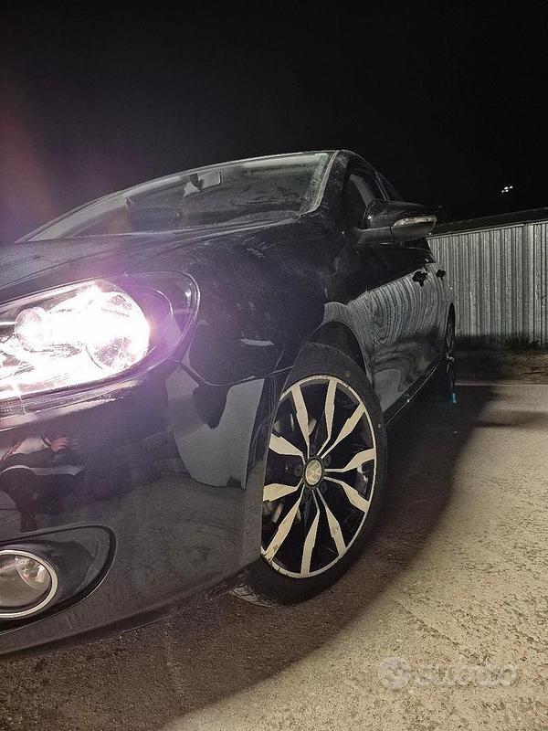 Usata VW Golf VI 110 CV (80 kW) 2009 Utilitaria