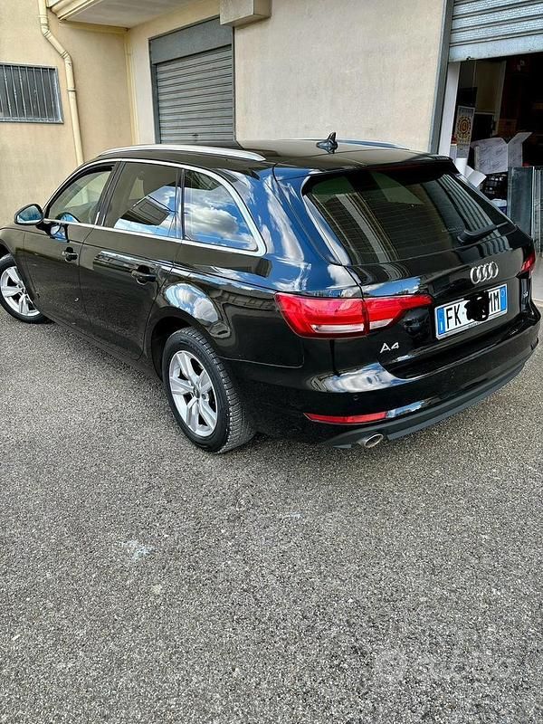 Usata Audi A4 150 CV (110 kW) 2017 Nero Station wagon