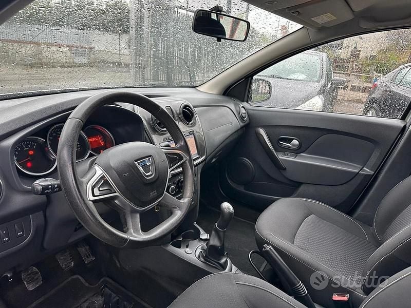 Usata Dacia Logan MCV Lauréate 90 CV (66 kW) 2018 Grigio Station wagon