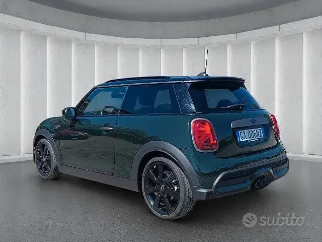 Usata Mini Cooper S Resolute Edition 178 CV (130 kW) 2023 Verde Utilitaria