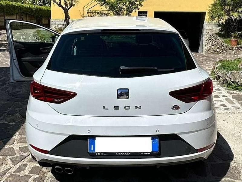 Usata Seat Leon FR 150 CV (110 kW) 2018 Bianco Berlina