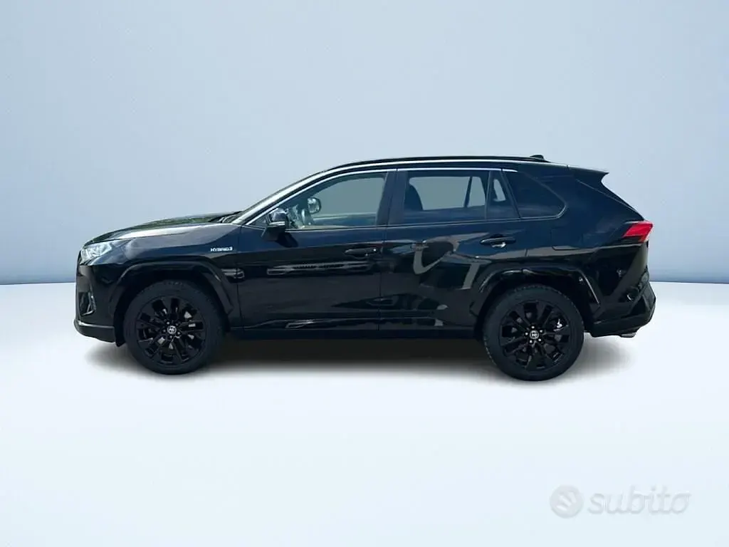 Usata Toyota RAV4 Hybrid Edition 178 CV (130 kW) 2022 Nero metallizzato SUV