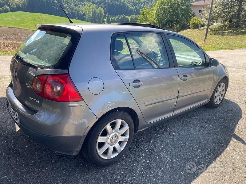 Usata VW Golf IV 140 CV (102 kW) 2006 Grigio Berlina