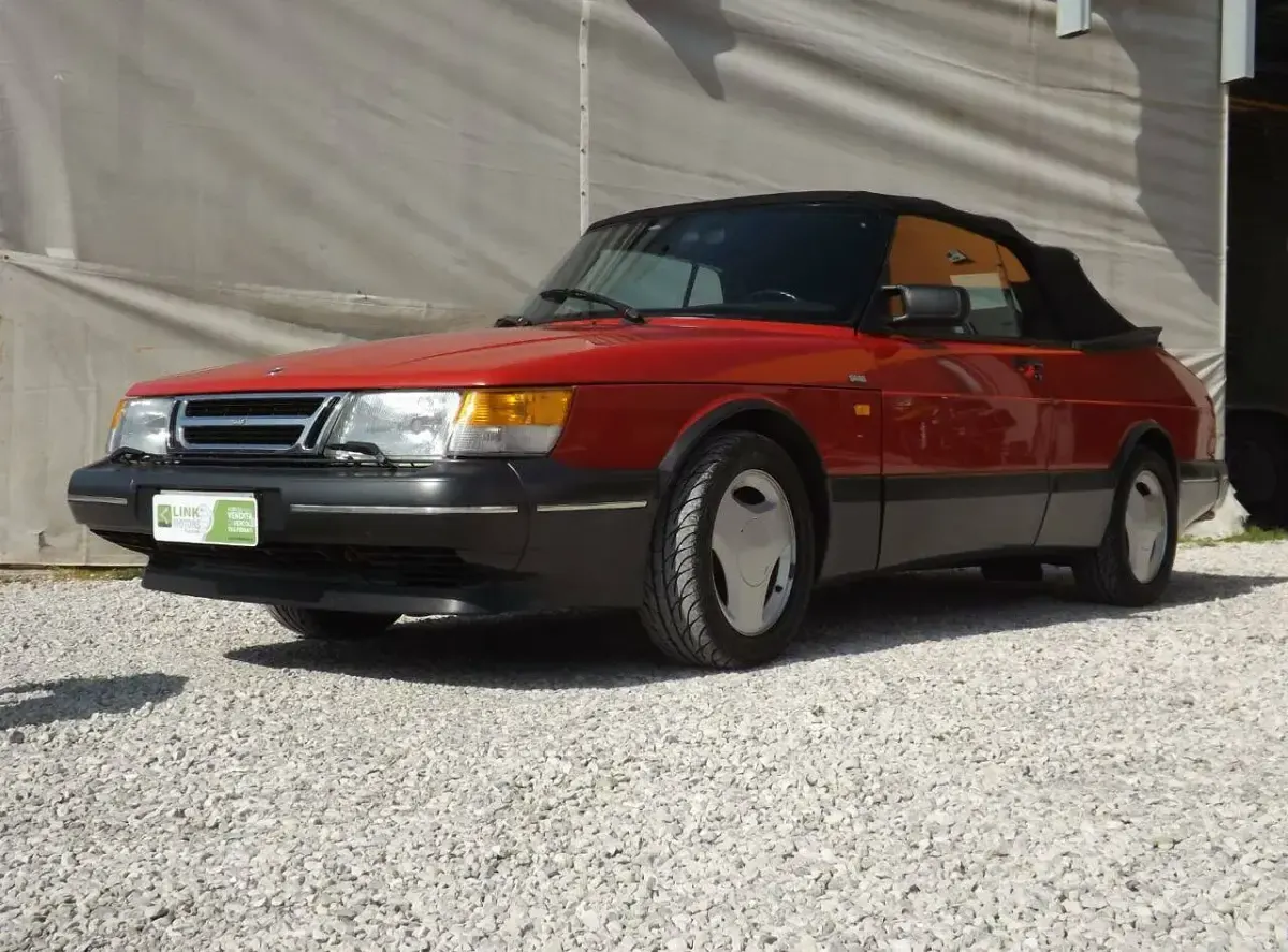 Usata Saab 900 Cabriolet 179 CV (131 kW) 1991 Rosso Cabrio