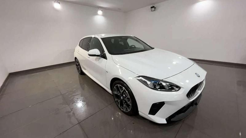 Usata BMW 120 M Sport 163 CV (119 kW) 2024 Bianco Utilitaria