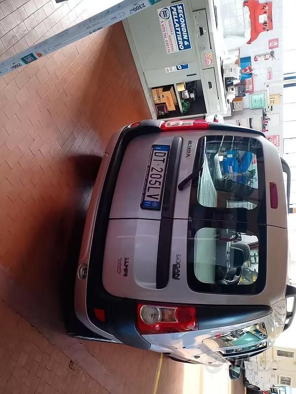 Usata Dacia Logan 2008 Grigio Station wagon
