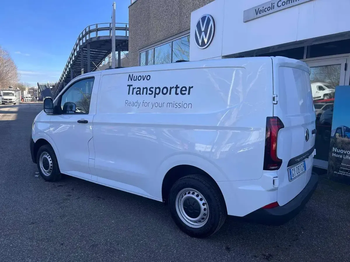 Nuova VW Transporter 150 CV (110 kW) 2026 Clear white Furgone