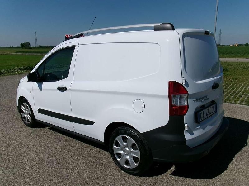 Gebraucht Ford Transit Trend 75 PS (55 kW) 2020 Weiß Van