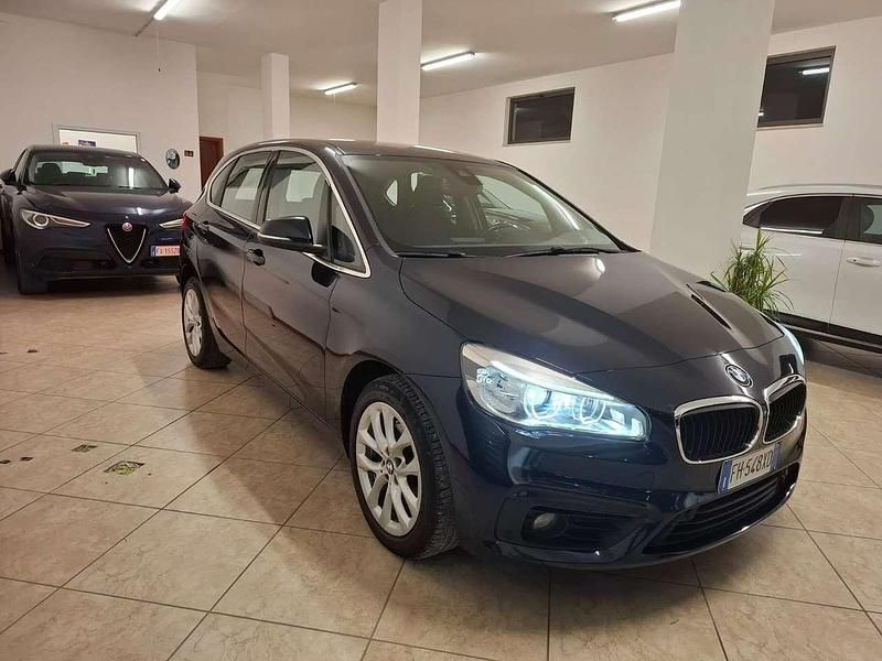 Blu/azzurro Usata 2017 BMW 218 Active Tourer Advantage Monovolume | 14.500 € (Buon prezzo) - Immagine 1/4