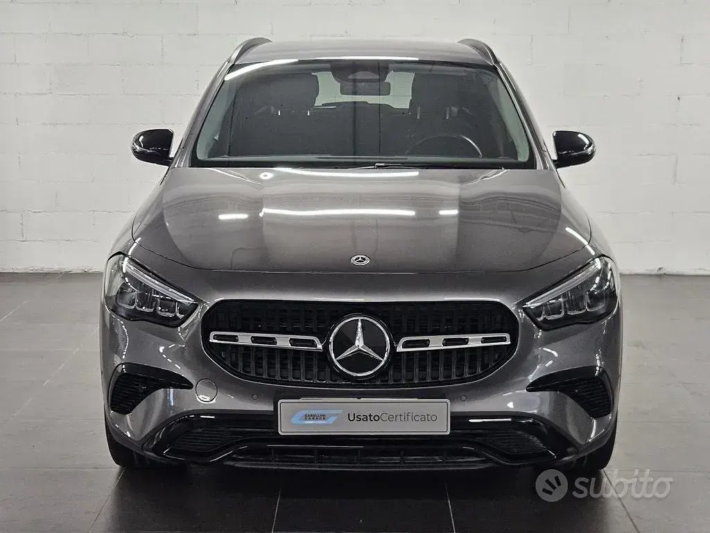 Usata Mercedes GLA200 Advanced Plus 150 CV (110 kW) 2024 Grigio SUV