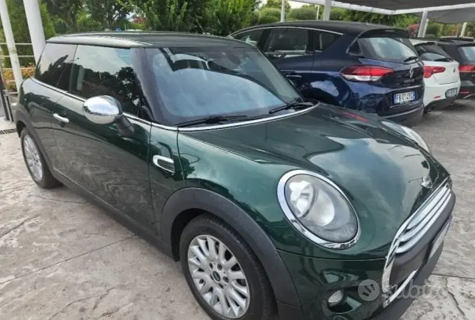 Usata Mini ONE Hype 102 CV (75 kW) 2016 Verde Utilitaria