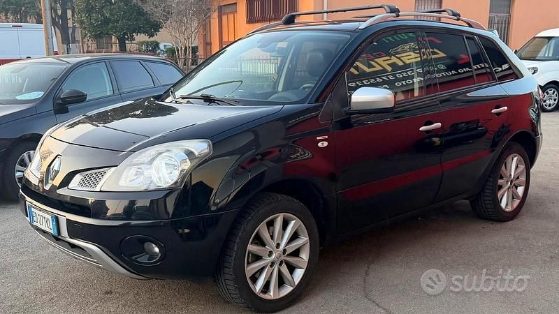 Usata Renault Koleos Luxe 150 CV (110 kW) 2011 Nero SUV
