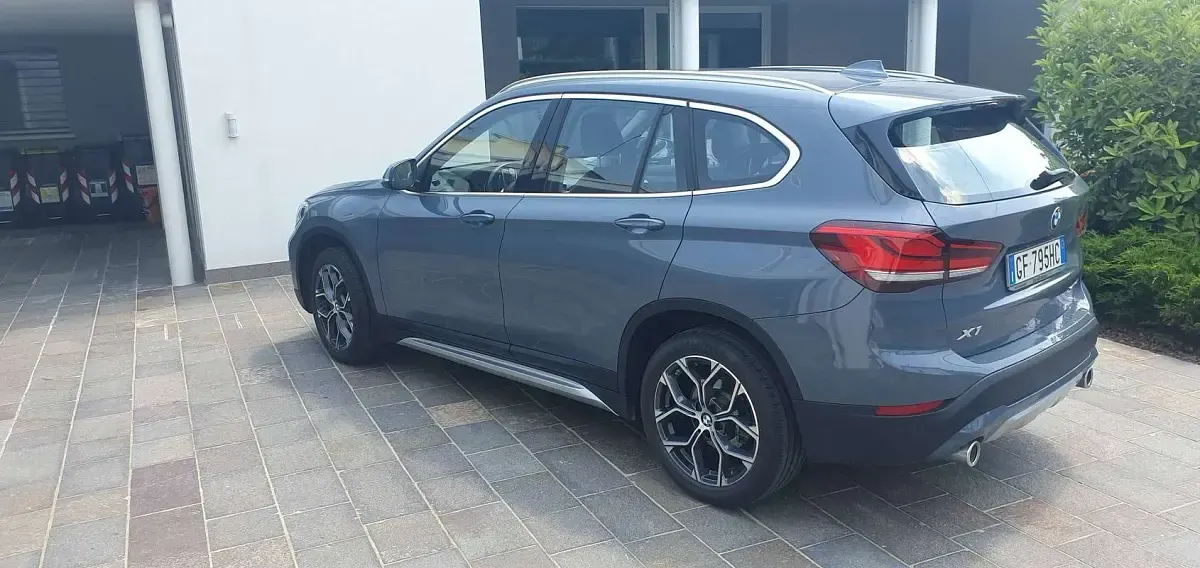 Usata BMW X1 Advantage 150 CV (110 kW) 2021 Blu/azzurro SUV
