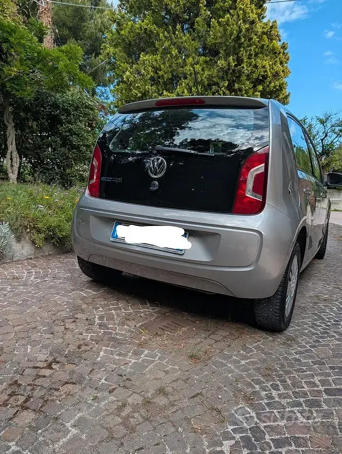 Usata VW up! 2013 Utilitaria