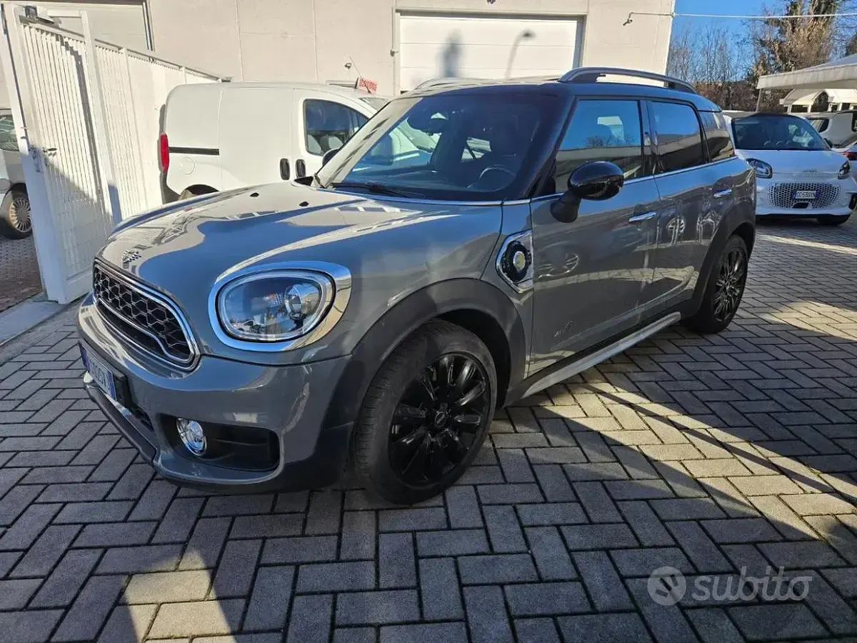 Usata Mini Cooper S Countryman Hype 136 CV (100 kW) 2018 Grigio SUV