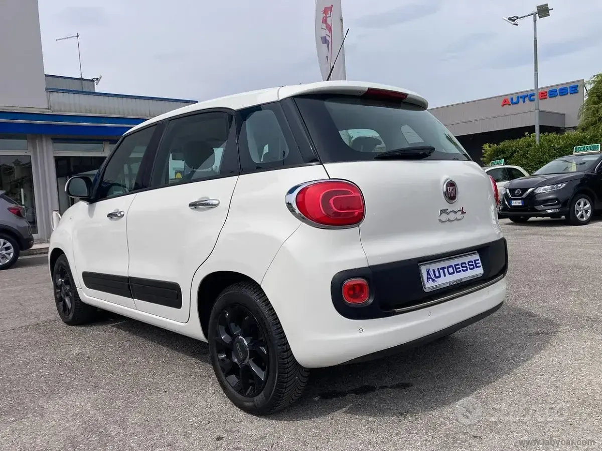 Usata Fiat 500L Pop Star 95 CV (69 kW) 2017 Bianco Monovolume