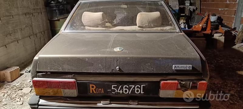Usata Alfa Romeo Alfetta Quadrifoglio 130 CV (95 kW) 1983 Berlina