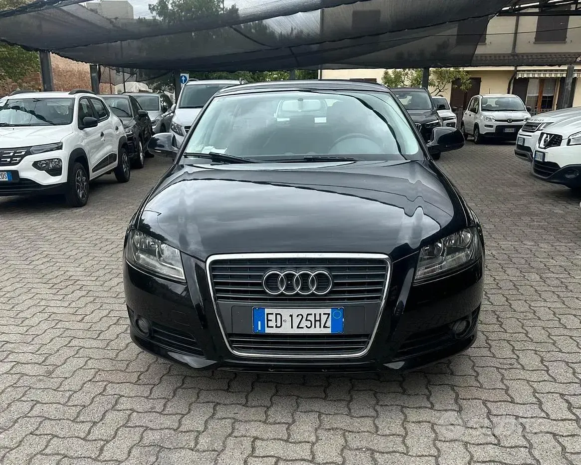 Usata Audi A3 105 CV (77 kW) 2010 Nero Utilitaria