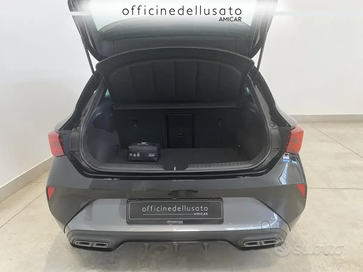 Usata Cupra Leon 150 CV (110 kW) 2025 Berlina