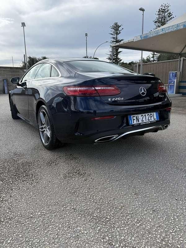 Usata Mercedes E220 Business 194 CV (142 kW) 2018 Coupé