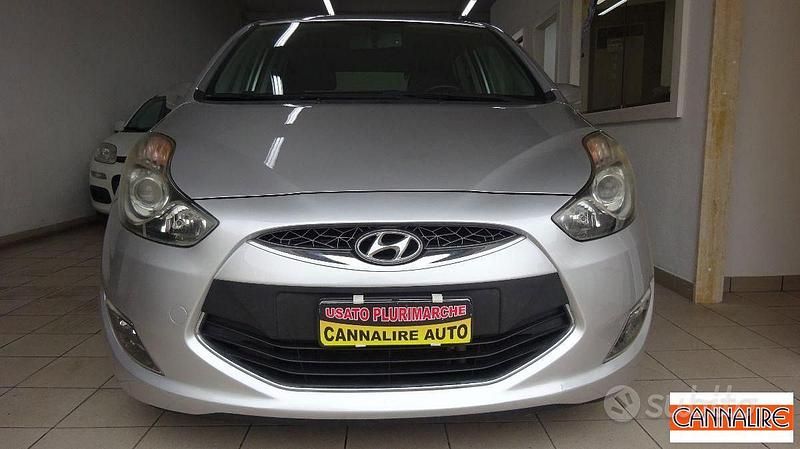 Usata Hyundai ix20 Style 90 CV (66 kW) 2011 Grigio Utilitaria