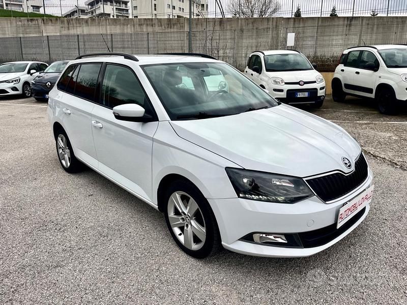 Usata Skoda Fabia Style 105 CV (77 kW) 2018 Bianco Station wagon