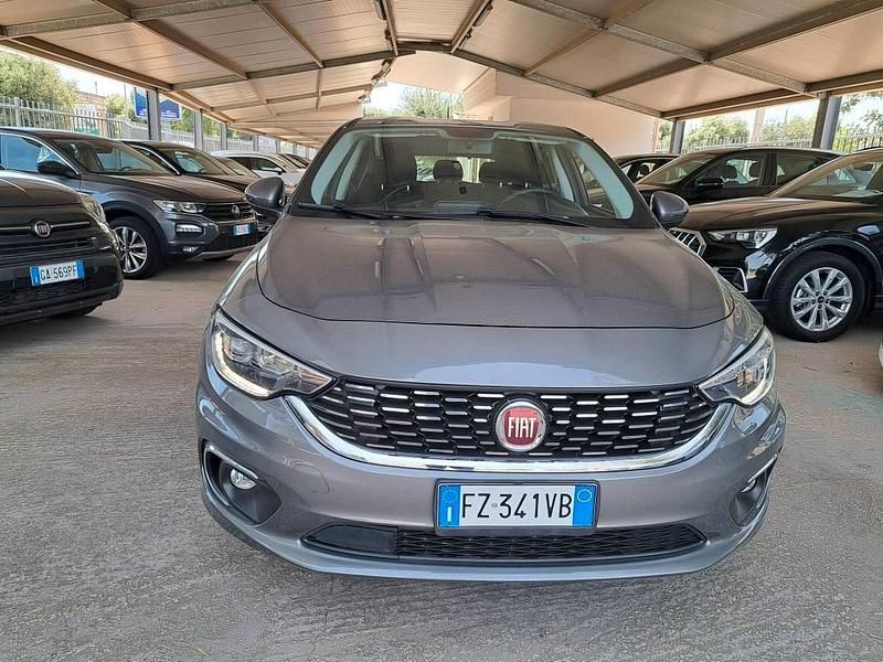 Grigio Usata 2019 Fiat Tipo Business Tre volumi | 14.500 € (Molto cara) - Immagine 1/4