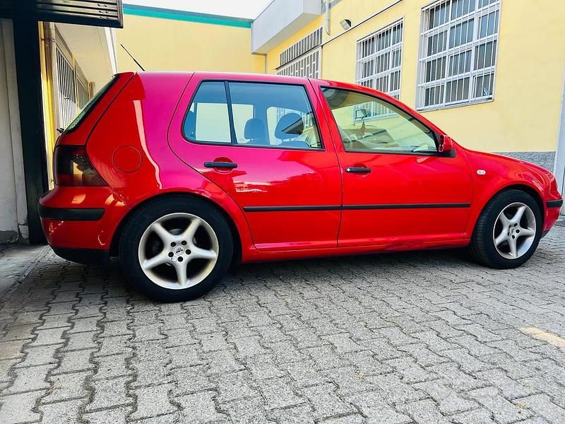 Usata VW Golf 75 CV (55 kW) 2002 Rosso Berlina
