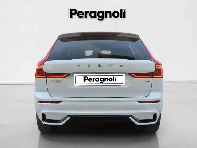 Usata Volvo XC60 Plus 257 CV (189 kW) 2025 Bianco SUV