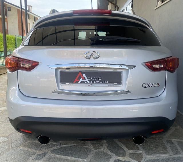 Usata Infiniti Fx37 320 CV (235 kW) 2010 Grigio SUV