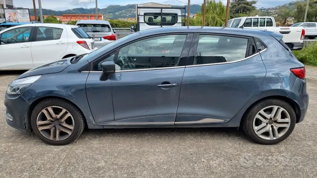Usata Renault Clio 2017 Grigio Utilitaria