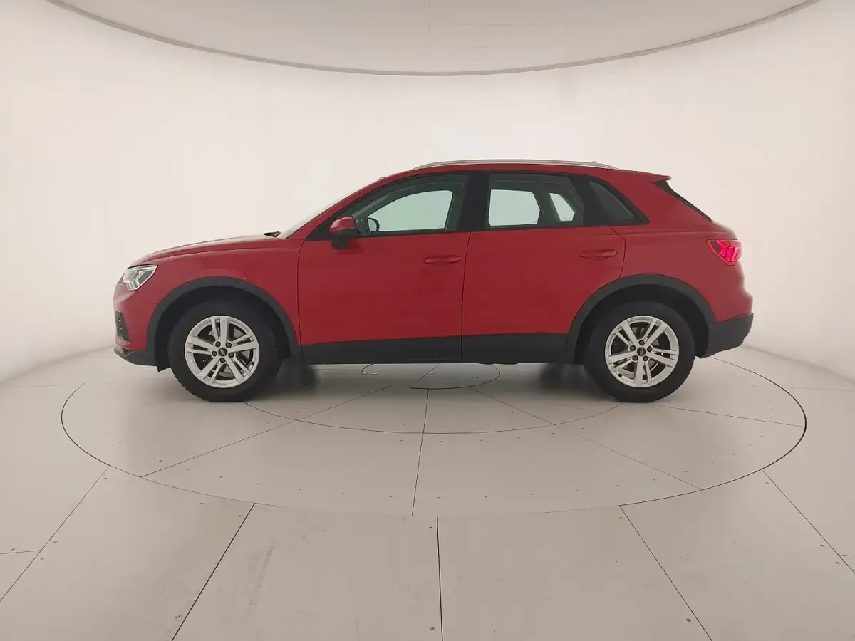 Usata Audi Q3 150 CV (110 kW) 2022 Rosso tango metallizzato SUV