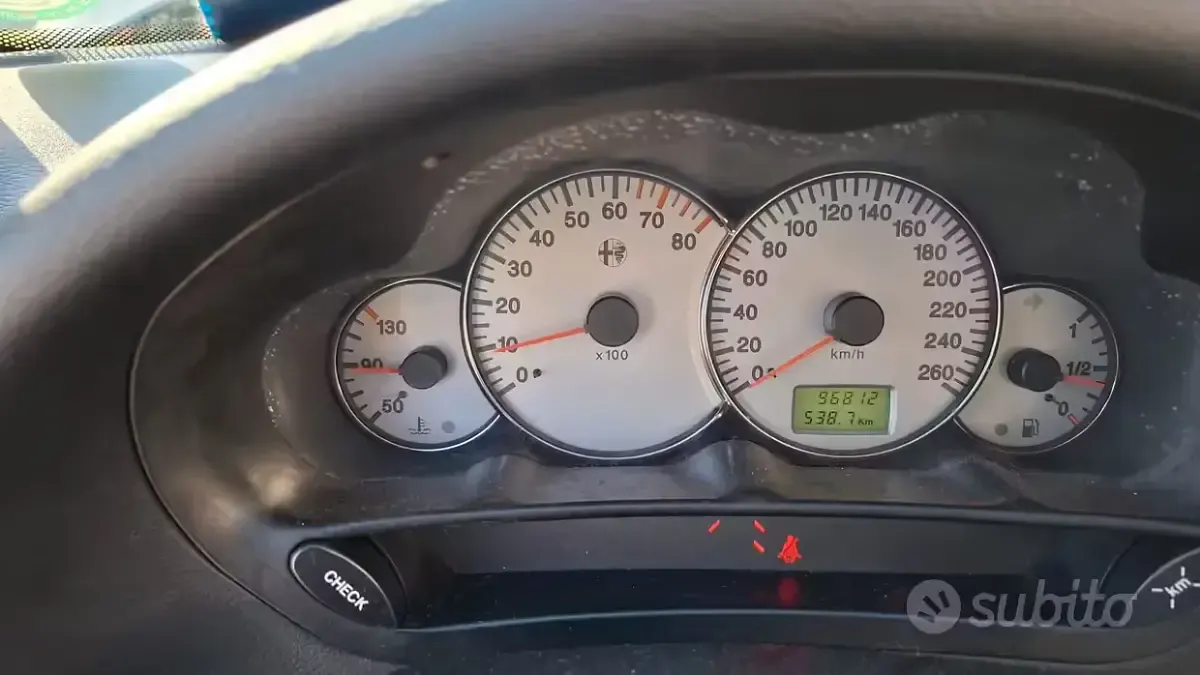 Usata Alfa Romeo 166 150 CV (110 kW) 2001 Grigio Berlina