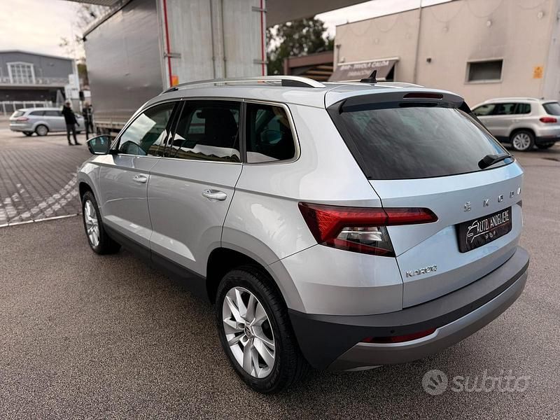 Usata Skoda Karoq Executive 115 CV (84 kW) 2021 Grigio SUV