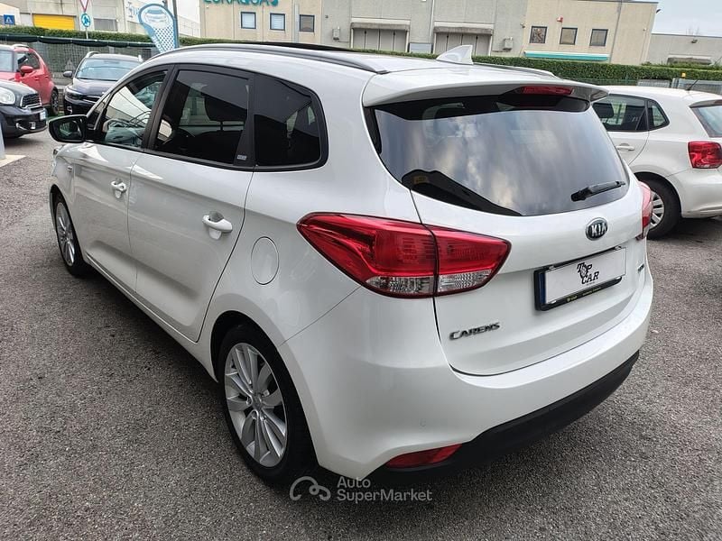 Usata Kia Carens Platinum 141 CV (103 kW) 2016 Bianco Monovolume