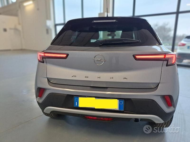 Usata Opel Mokka Elegance 101 CV (74 kW) 2024 Grigio SUV