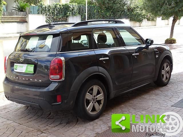 Usata Mini One Countryman 102 CV (75 kW) 2020 Nero SUV