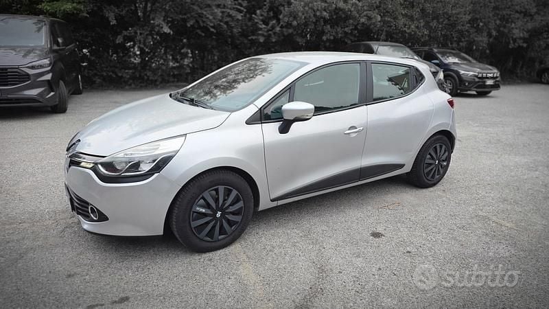 Usata Renault Clio IV 90 CV (66 kW) 2016 Grigio Berlina