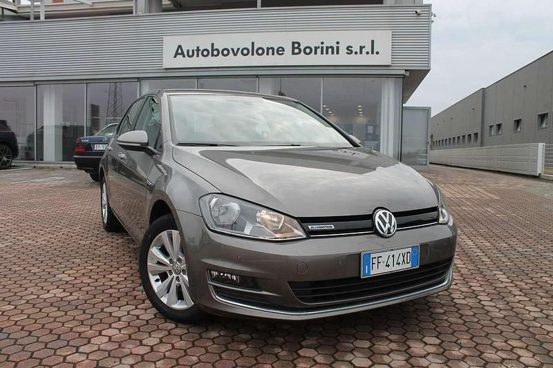 Usata VW Golf VII Executive 110 CV (80 kW) 2016 Limestone grey Berlina