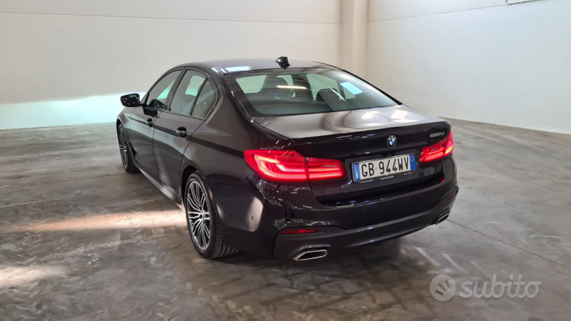 Usato 2020 BMW 520 2.0 El_Hybrid 190 CV (35.000 €)