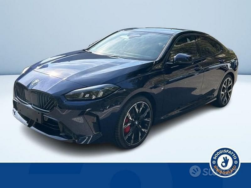 Blu Nuova 2025 BMW 220 M Sport Coupé | 50.600 € (Molto cara) - Immagine 1/4