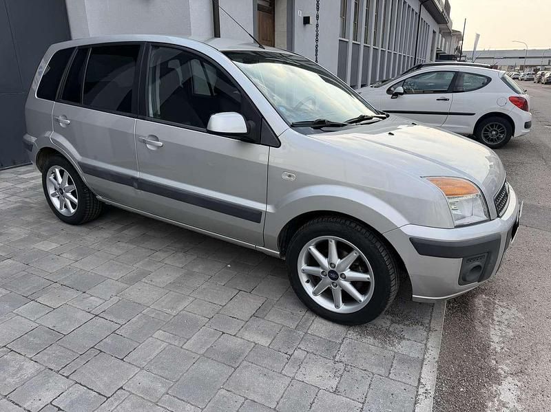 Usata Ford Fusion Collection 68 CV (50 kW) 2007 Other Utilitaria