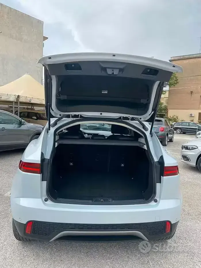 Usata Jaguar E-Pace S 150 CV (110 kW) 2019 Bianco SUV