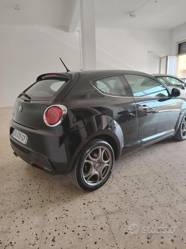 Usata Alfa Romeo MiTo 95 CV (69 kW) 2013 Nero Utilitaria
